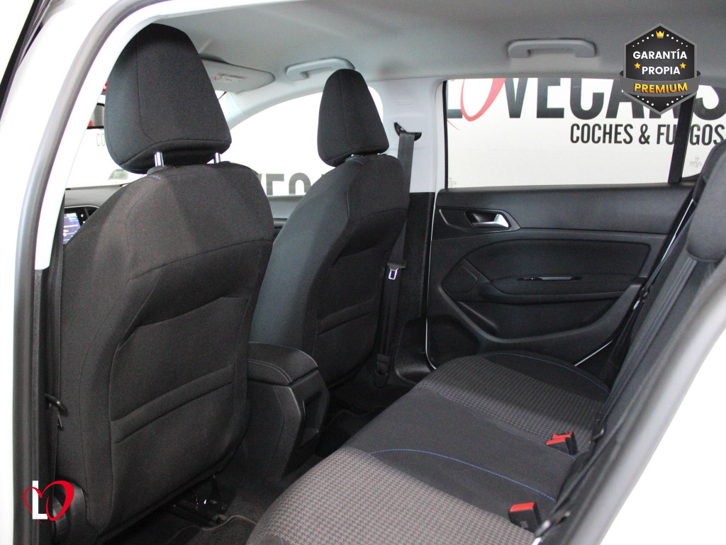 PEUGEOT 308 BlueHDI S&S STYLE 100 de segunda mano