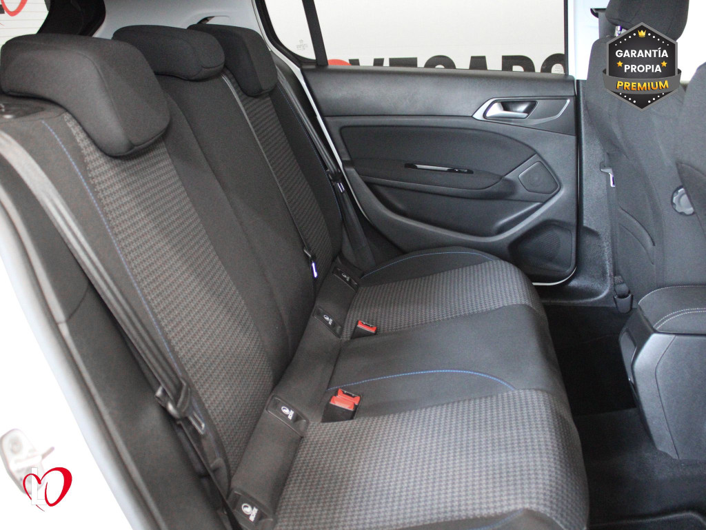 PEUGEOT 308 BlueHDI S&S STYLE 100 de segunda mano