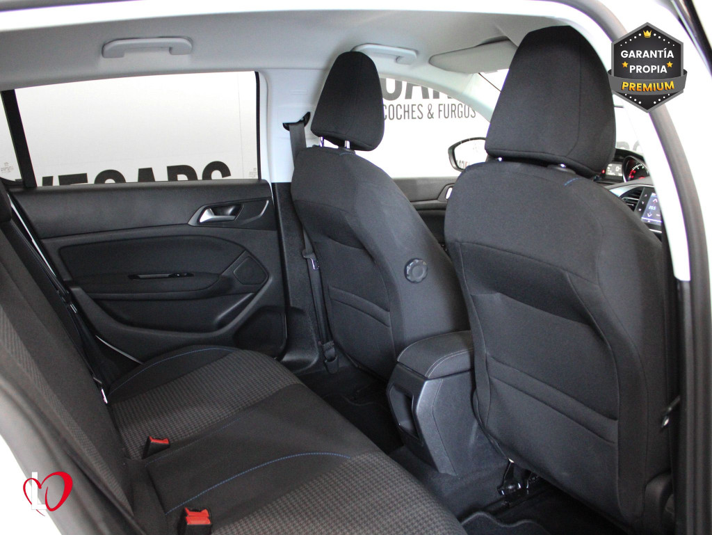 PEUGEOT 308 BlueHDI S&S STYLE 100 de segunda mano