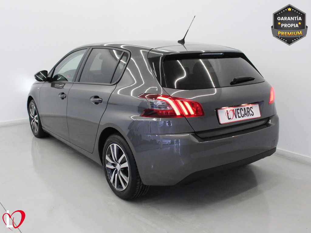 PEUGEOT 308 STYLE BlueHDi S&S 130 de segunda mano