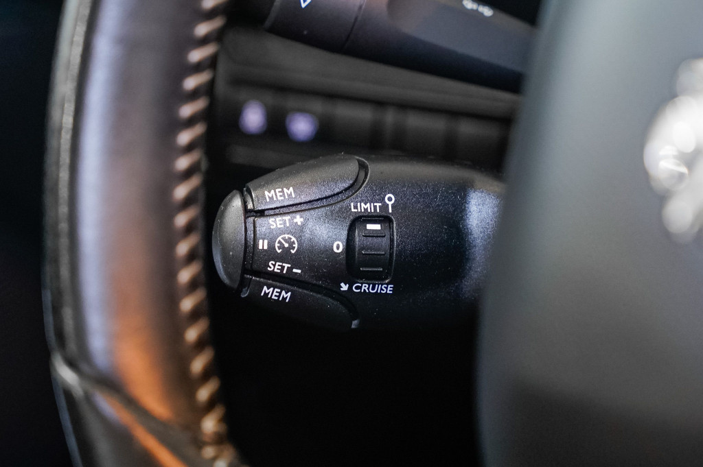 PEUGEOT 308 SW 1.6 HDI SW ACTIVE 120 de segunda mano
