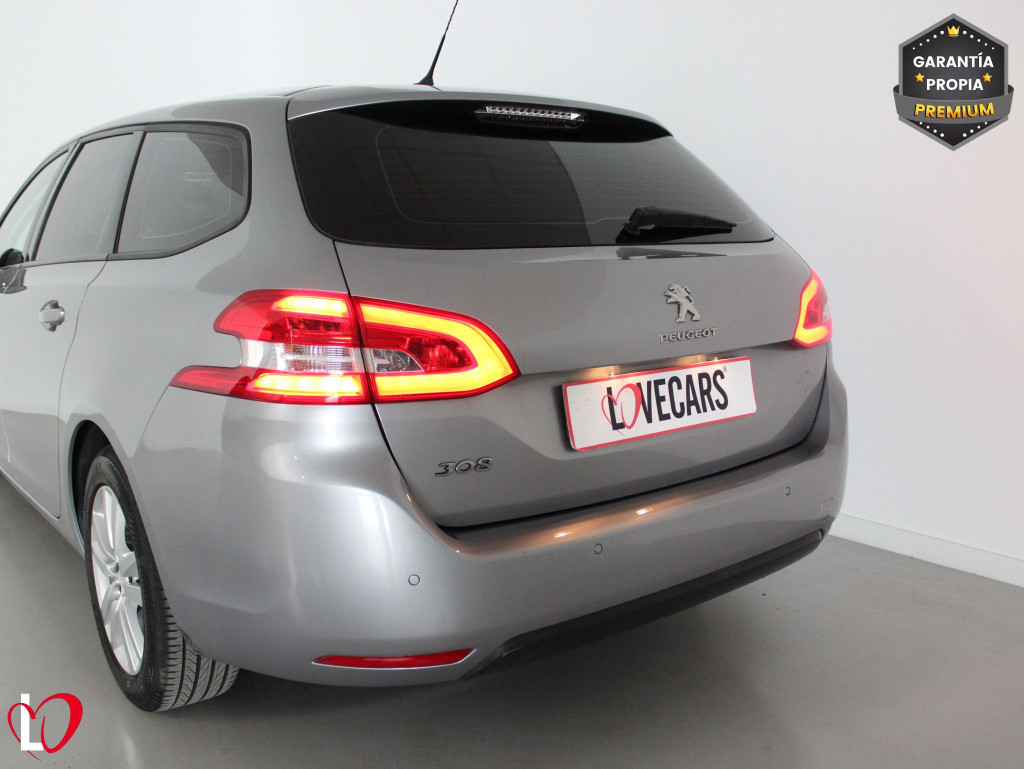 PEUGEOT 308 SW ACTIVE PACK BlueHDi 130 S&S EAT8 130 de segunda mano