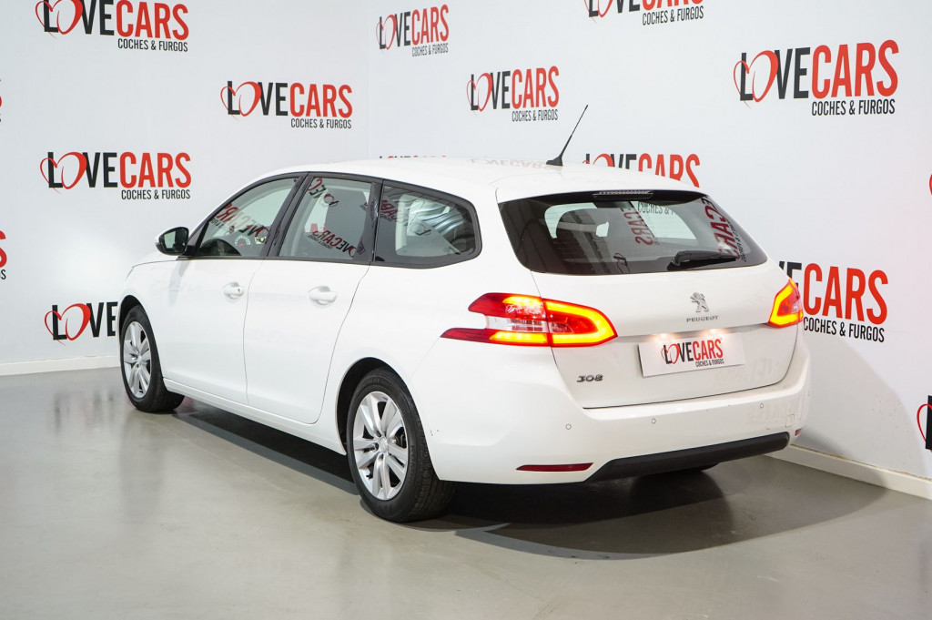 PEUGEOT 308 SW BlueHDI AUTOM. S&S BUSINESS 130 de segunda mano