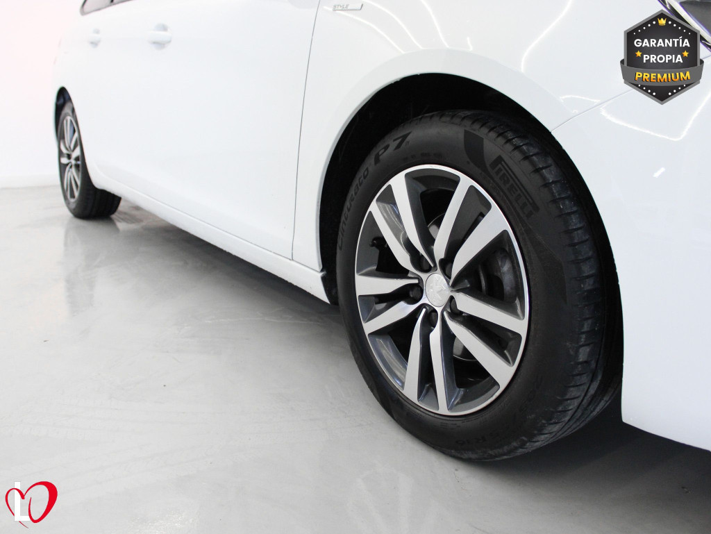 PEUGEOT 308 SW BlueHDI S&S ACTIVE PACK 130 de segunda mano