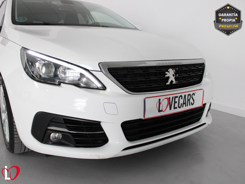 PEUGEOT 308 SW BlueHDI S&S STYLE 6 VEL 100 de segunda mano