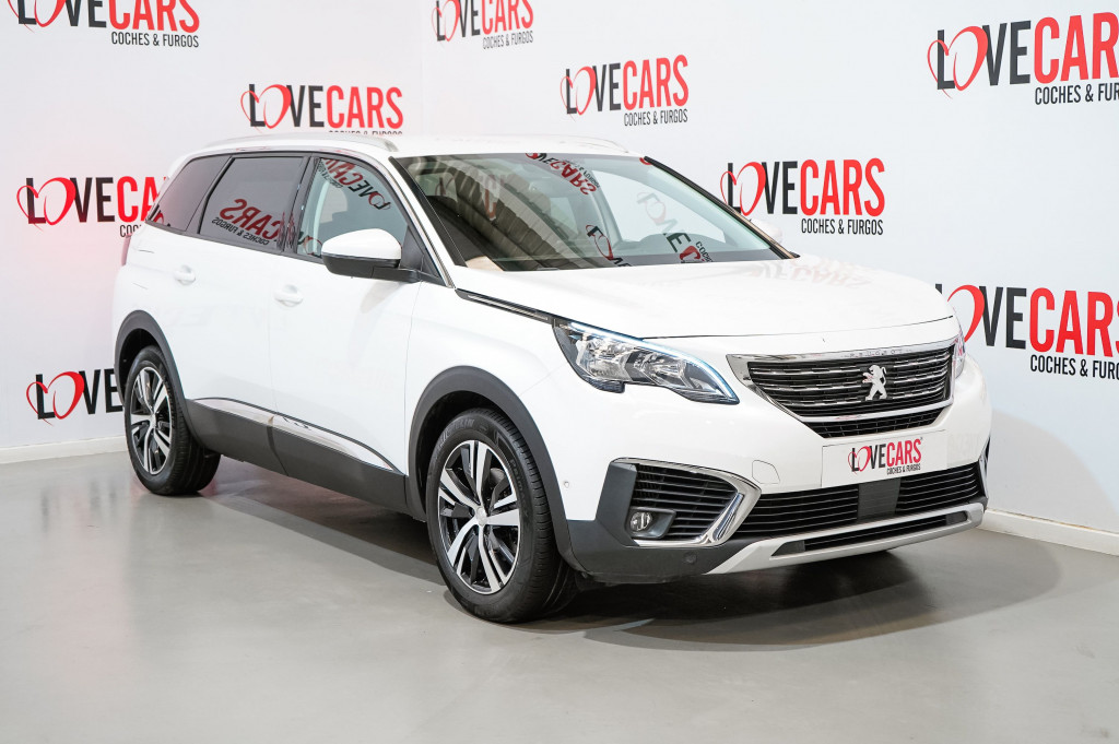 PEUGEOT 5008 BLUEHDI ALLURE 7 PLAZAS 130 de segunda mano