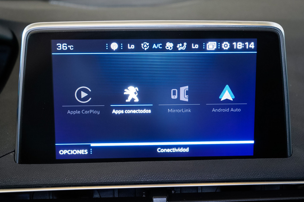 PEUGEOT 5008 BLUEHDI ALLURE 7 PLAZAS 130 de segunda mano