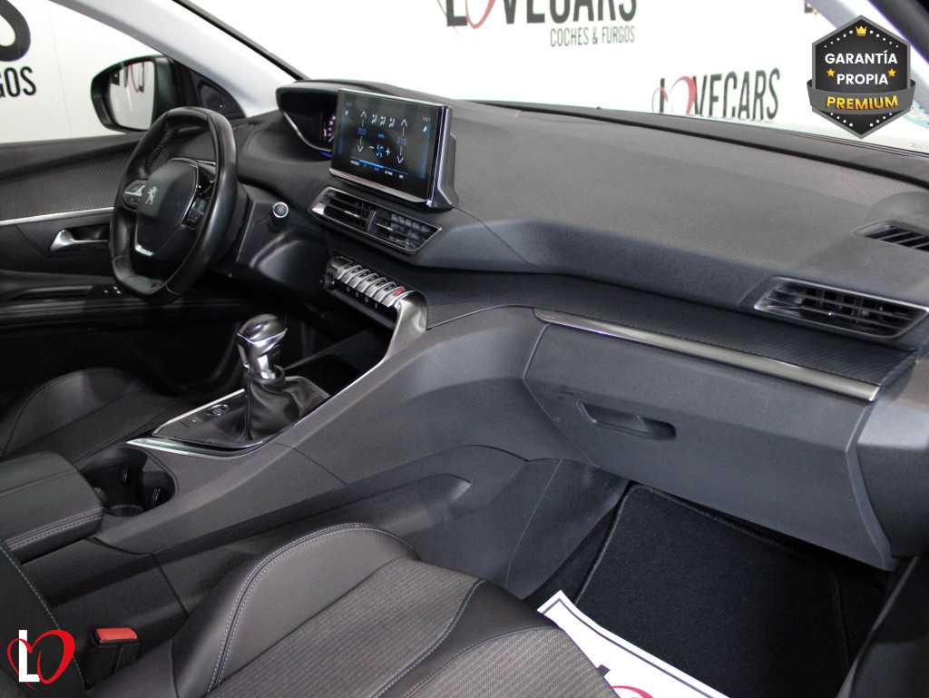 PEUGEOT 5008 BlueHDI S&S ALLURE 130 de segunda mano