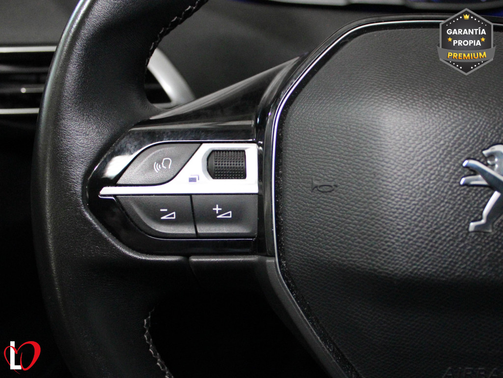 PEUGEOT 5008 BlueHDI S&S ALLURE 130 de segunda mano