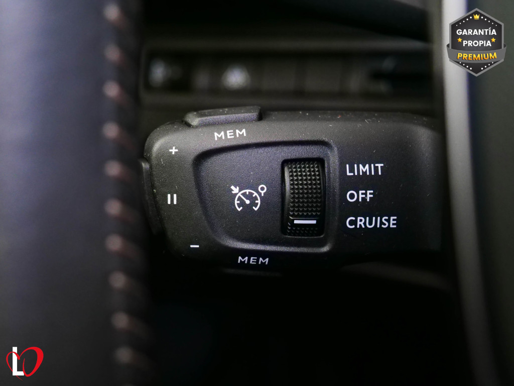 PEUGEOT 5008 BlueHDI S&S STYLE 6 VEL 130 de segunda mano