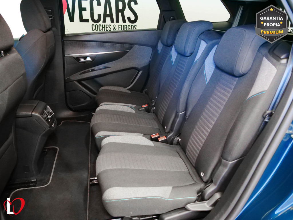 PEUGEOT 5008 BlueHDI S&S STYLE 6 VEL 130 de segunda mano