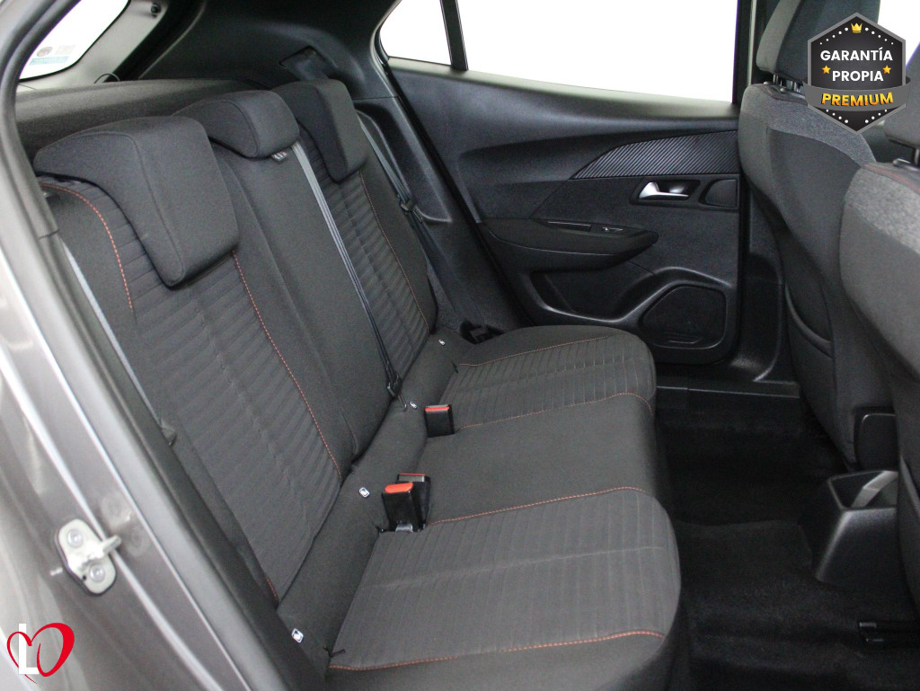 PEUGEOT N2008 ACTIVE PACK BlueHDi 110 S&S 6 Vel. MAN. de segunda mano