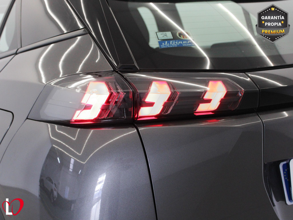 PEUGEOT N2008 ACTIVE PACK BlueHDi 110 S&S 6 Vel. MAN. de segunda mano