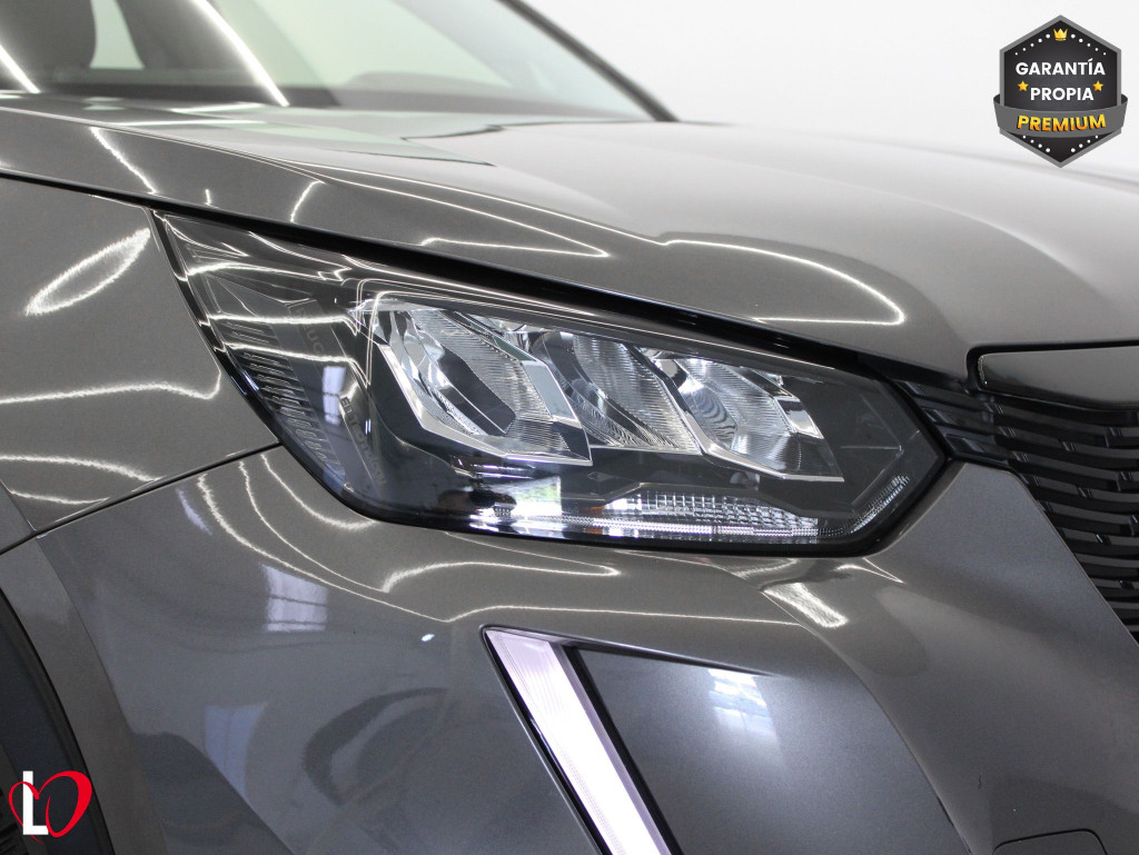 PEUGEOT N2008 ACTIVE PACK BlueHDi 110 S&S 6 Vel. MAN. de segunda mano