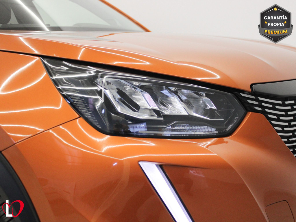 PEUGEOT N2008 ALLURE BlueHDi 110 S&S 6 VEL de segunda mano