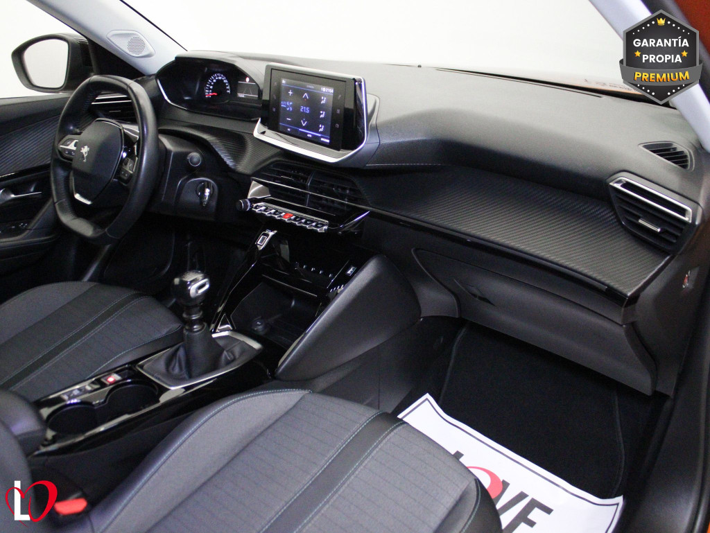 PEUGEOT N2008 ALLURE BlueHDi 110 S&S 6 VEL de segunda mano