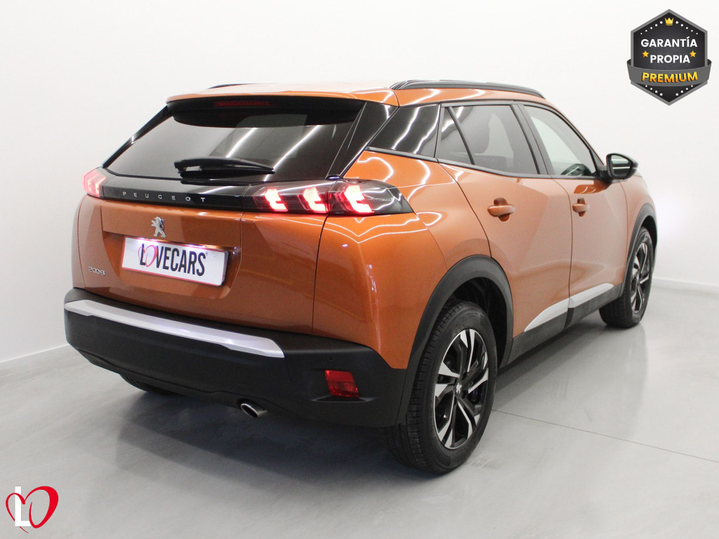 PEUGEOT N2008 ALLURE BlueHDi 110 S&S 6 VEL de segunda mano