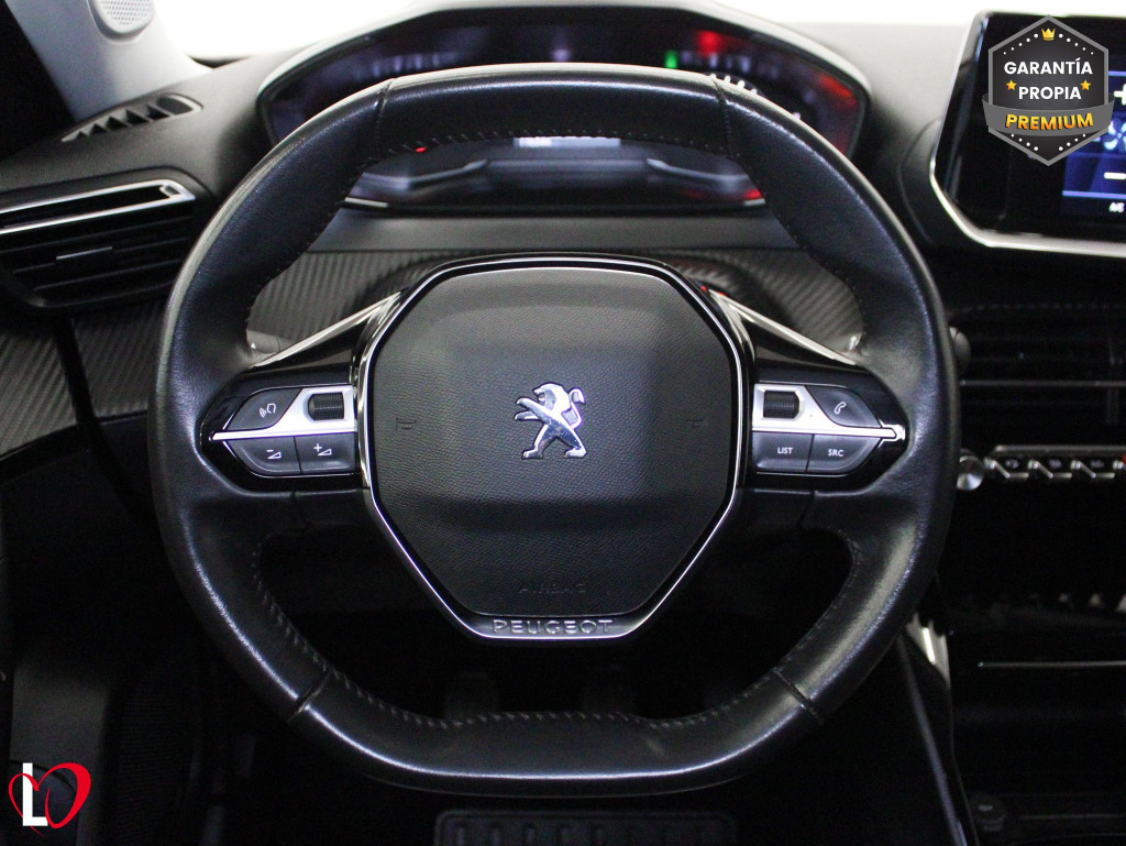 PEUGEOT N2008 ALLURE BlueHDi 110 S&S 6 VEL de segunda mano
