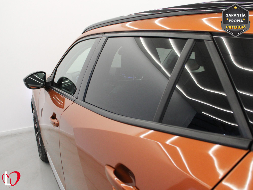 PEUGEOT N2008 ALLURE BlueHDi 110 S&S 6 VEL de segunda mano