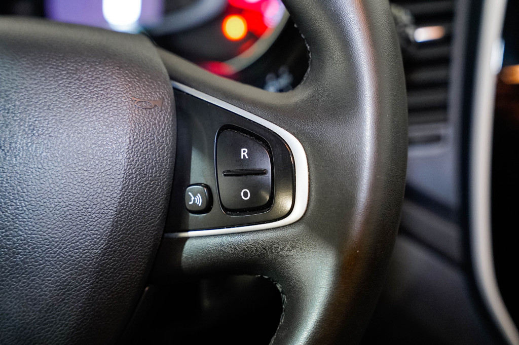 RENAULT CAPTUR 0.9 TCE BUSINESS 90 de segunda mano