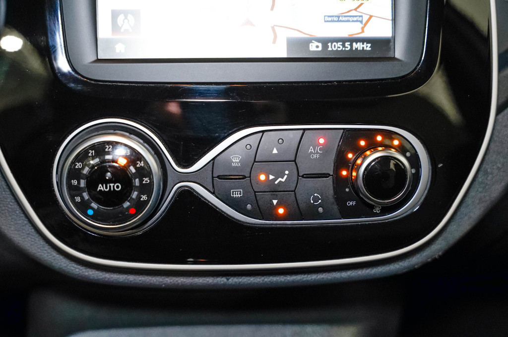 RENAULT CAPTUR 0.9 TCE BUSINESS 90 de segunda mano