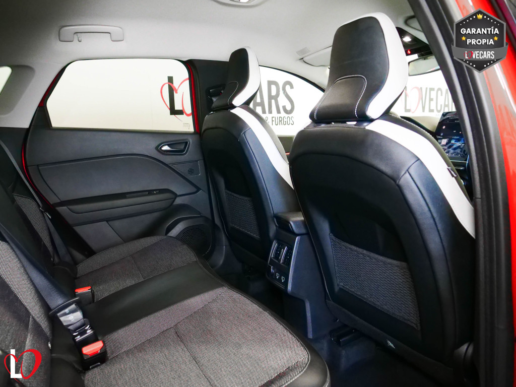 RENAULT CAPTUR 1.3 TCe AUTO. INTENS 140 de segunda mano