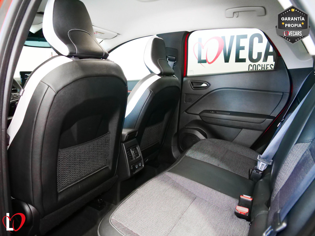RENAULT CAPTUR 1.3 TCe AUTO. INTENS 140 de segunda mano