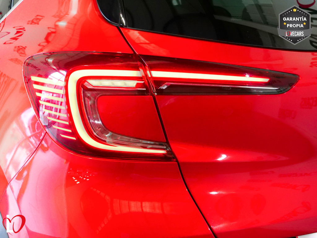 RENAULT CAPTUR 1.3 TCe AUTO. INTENS 140 de segunda mano
