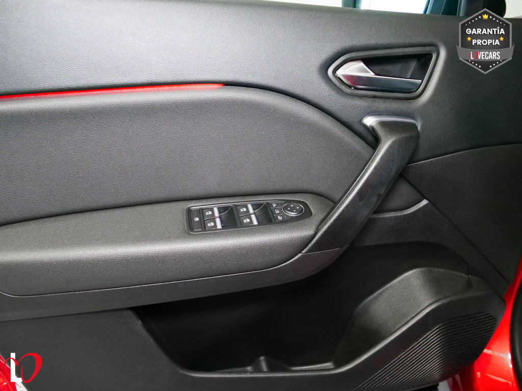 RENAULT CAPTUR 1.3 TCe AUTO. INTENS 140 de segunda mano