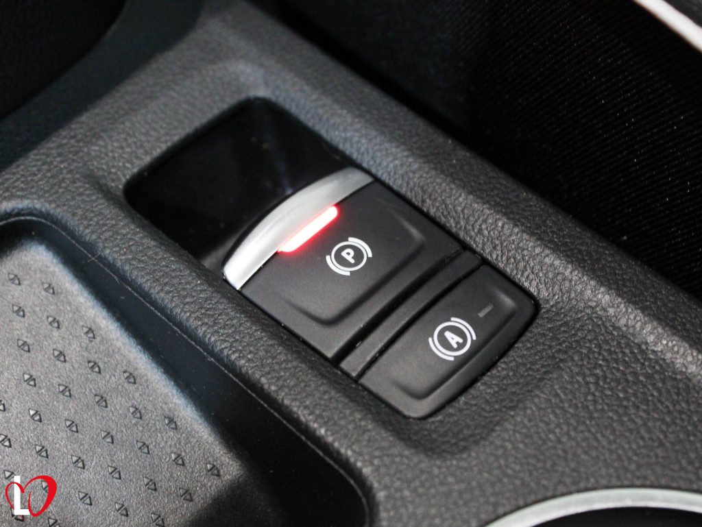 RENAULT CAPTUR TCE AUTO MicroHibrido INTENS 140 de segunda mano