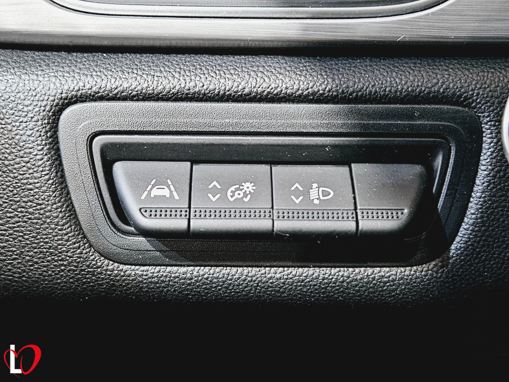 RENAULT CAPTUR TCE AUTO MicroHibrido INTENS 140 de segunda mano