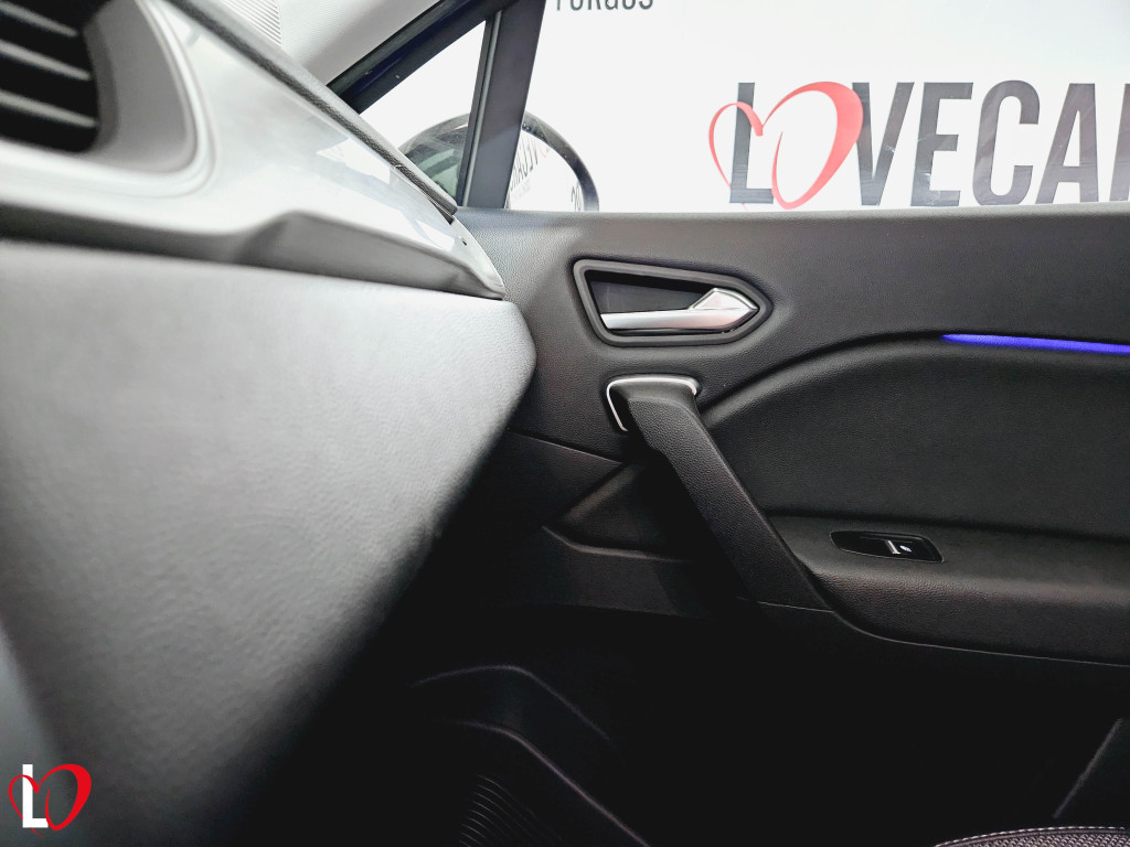 RENAULT CAPTUR TCE AUTO MicroHibrido INTENS 140 de segunda mano