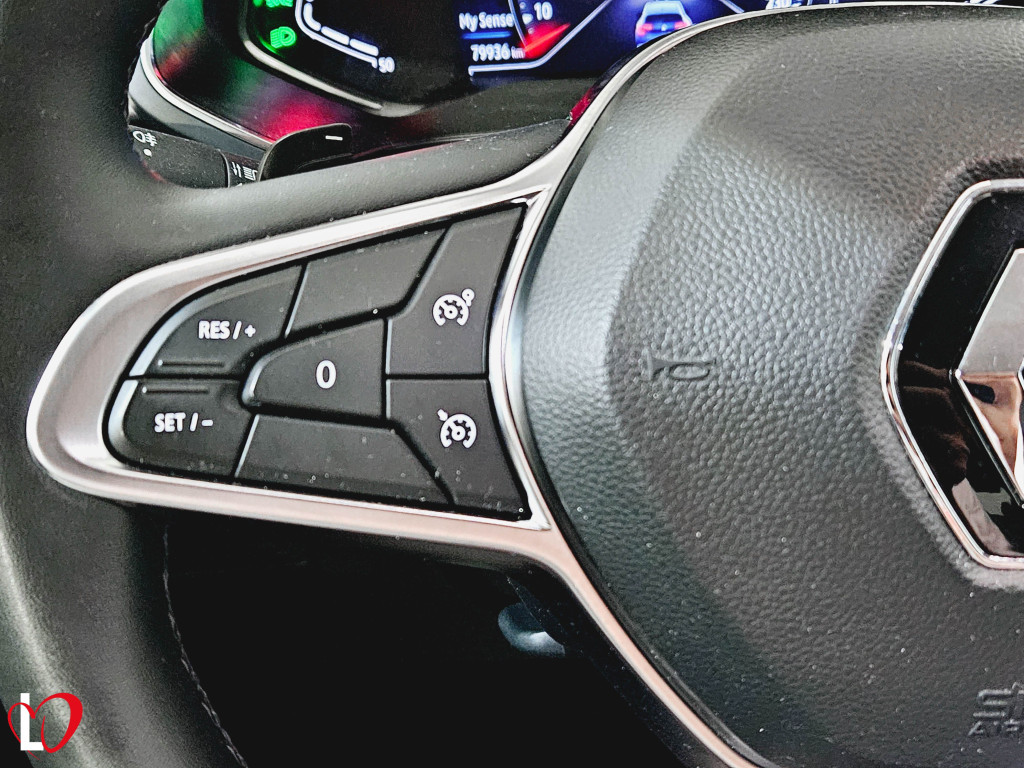 RENAULT CAPTUR TCE AUTO MicroHibrido INTENS 140 de segunda mano