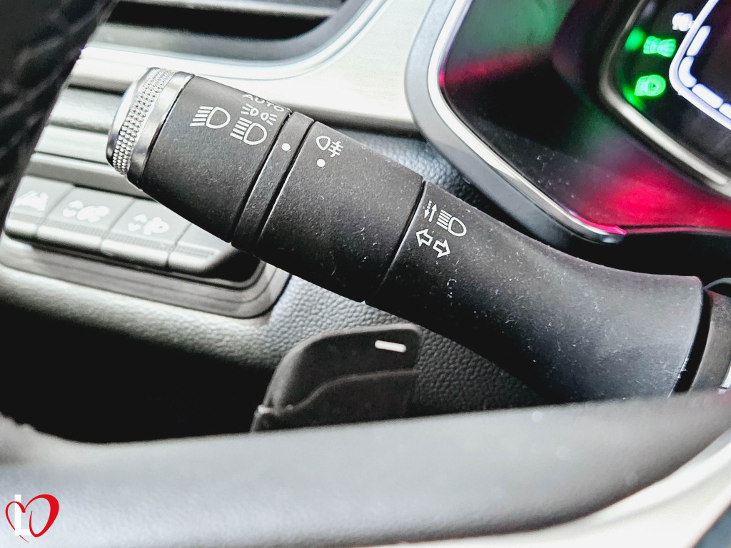 RENAULT CAPTUR TCE AUTO MicroHibrido INTENS 140 de segunda mano