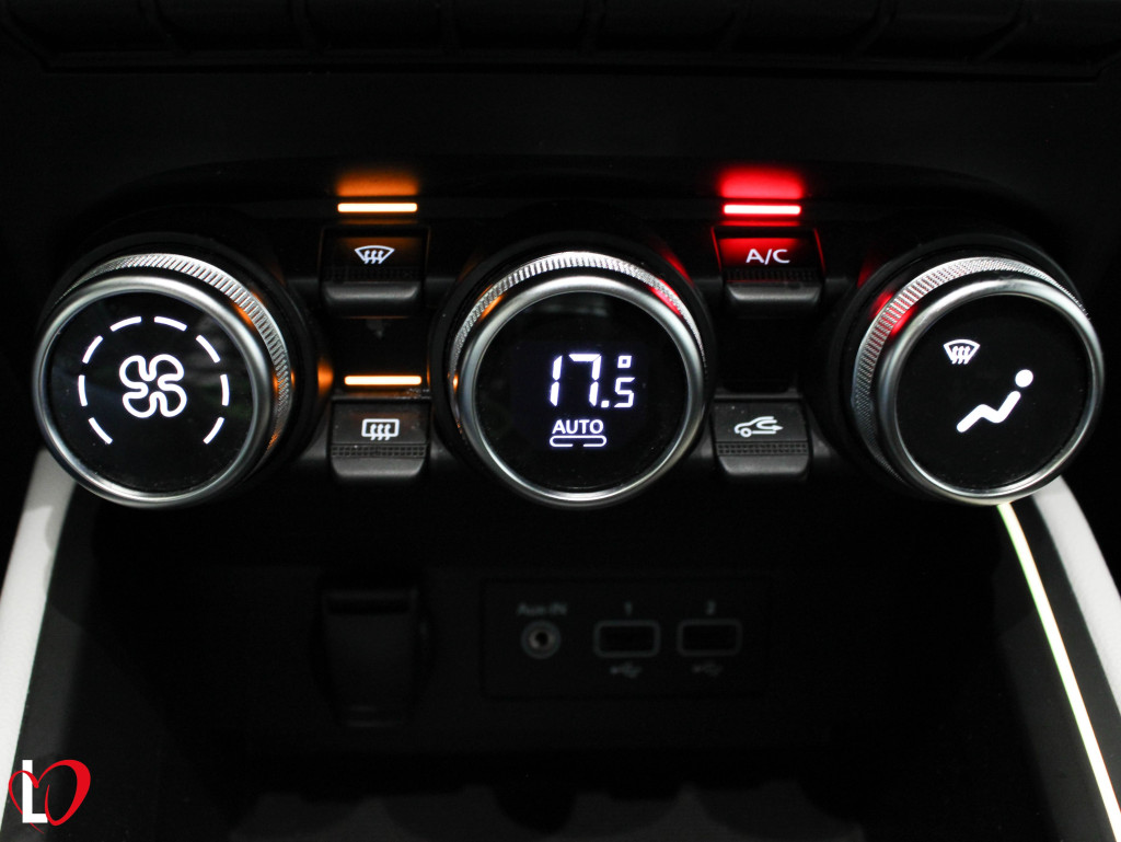 RENAULT CLIO 1.0 TCE INTENS 100 de segunda mano