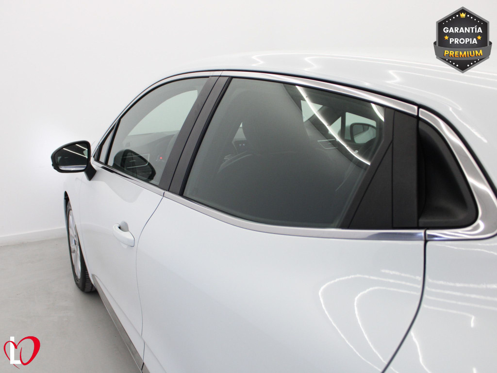 RENAULT CLIO 1.0 TCE ZEN 6 VEL 90 de segunda mano