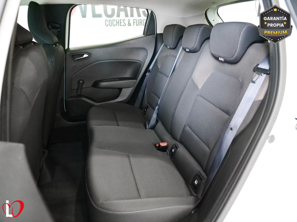 RENAULT CLIO 1.5 DCI BLUE BUSINESS 6 VEL 85 de segunda mano