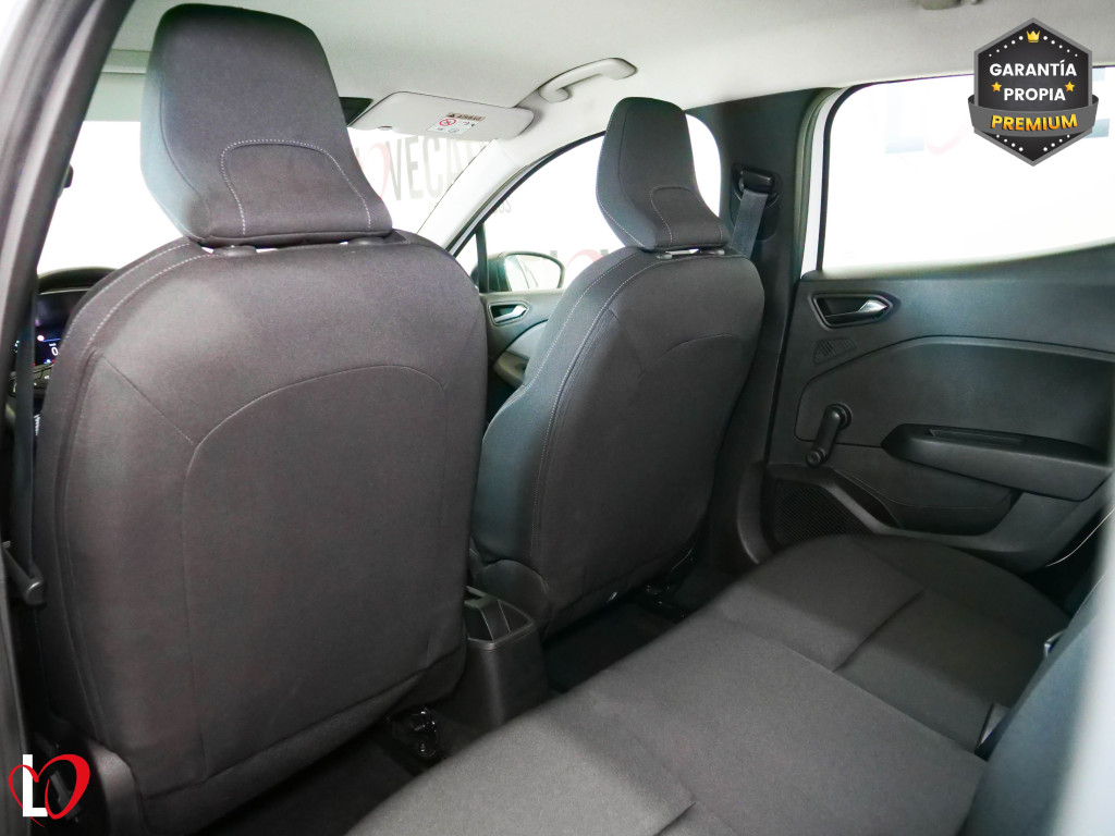 RENAULT CLIO 1.5 DCI BLUE BUSINESS 6 VEL 85 de segunda mano
