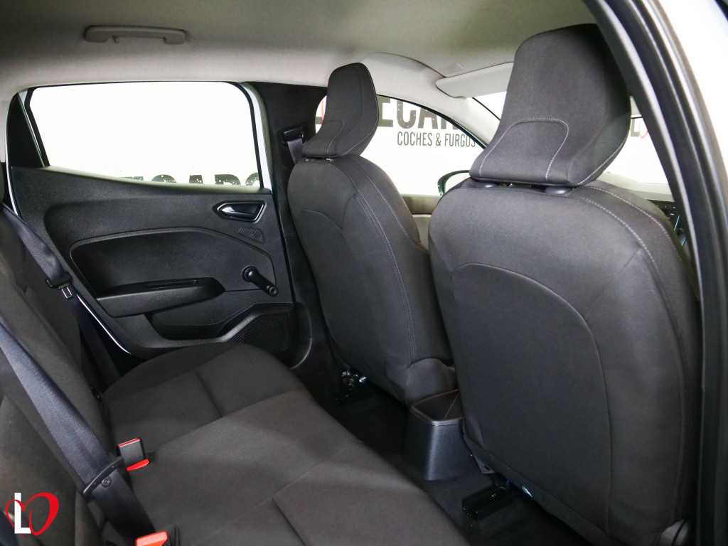 RENAULT CLIO 1.5 DCI BLUE BUSINESS 6 VEL 85 de segunda mano