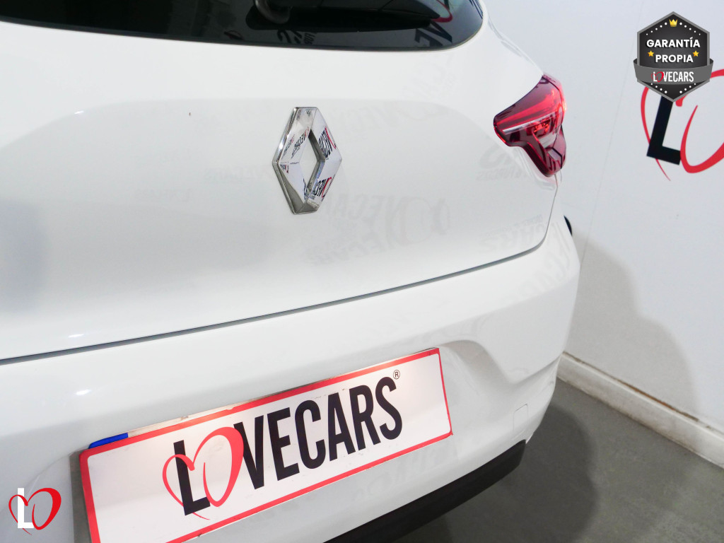 RENAULT CLIO 1.5 DCI BLUE BUSINESS 6 VEL 85 de segunda mano