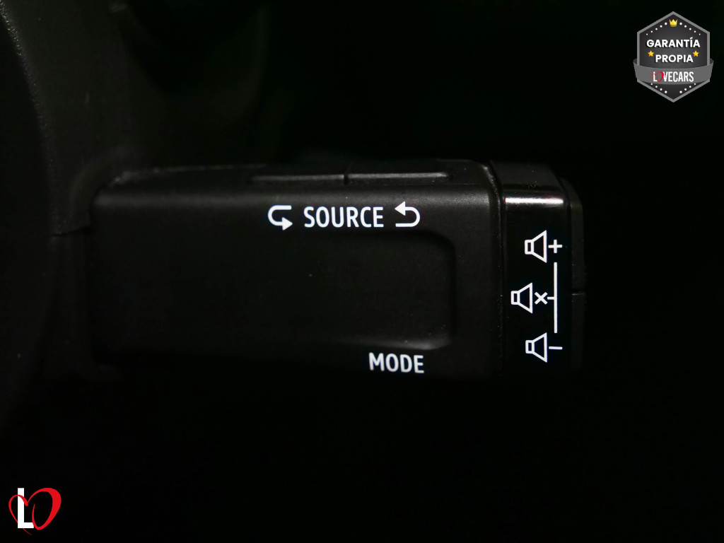 RENAULT CLIO 1.5 DCI BLUE BUSINESS 6 VEL 85 de segunda mano