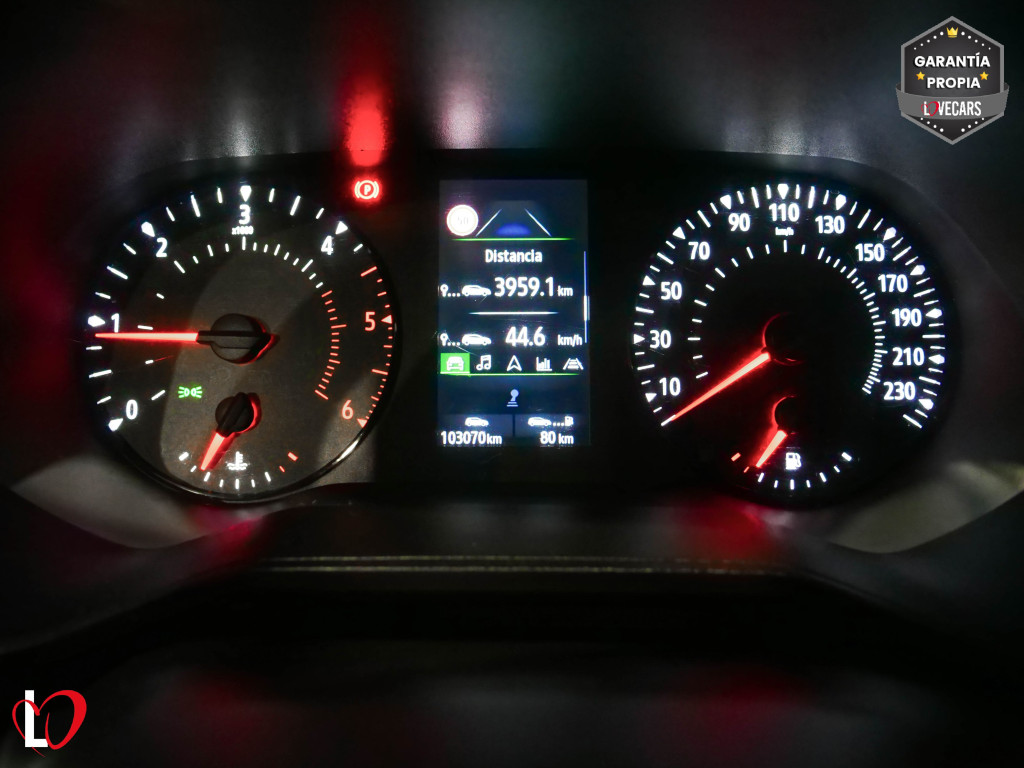 RENAULT CLIO 1.5 DCI BLUE BUSINESS 6 VEL 85 de segunda mano