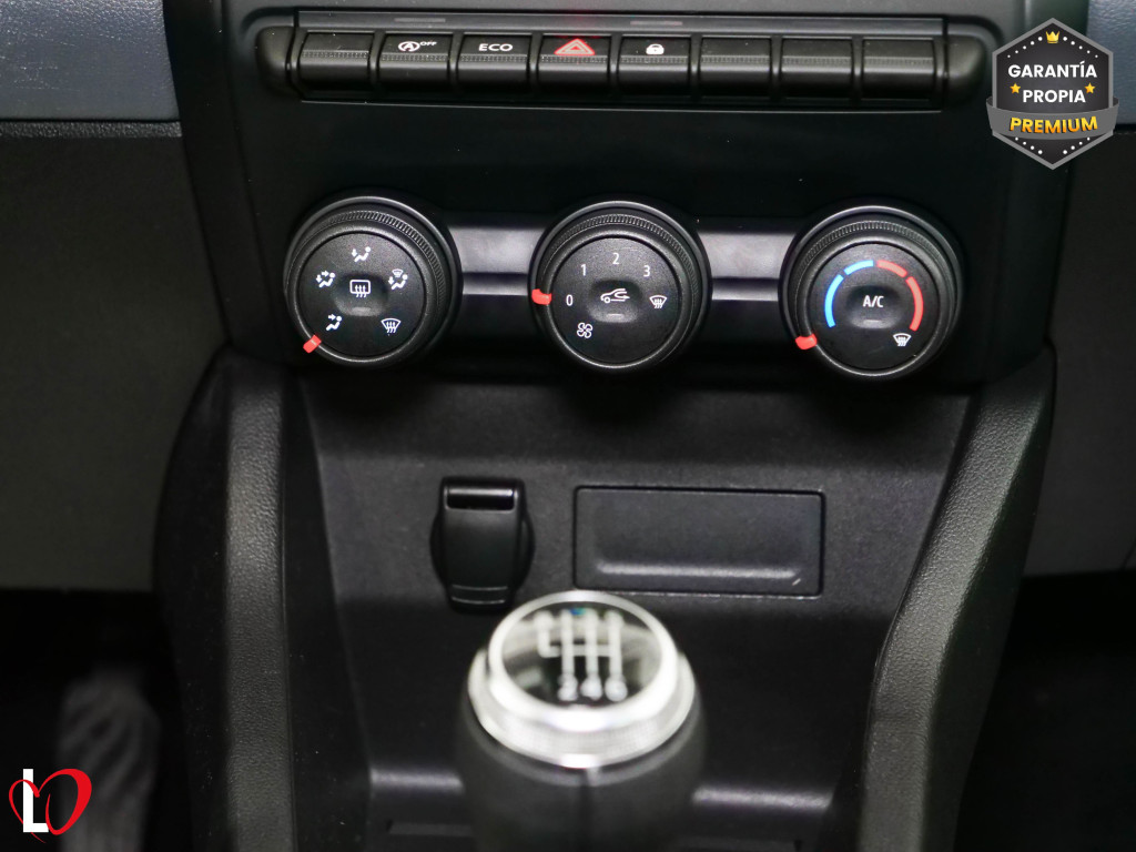 RENAULT CLIO 1.5 DCI BLUE BUSINESS 6 VEL 85 de segunda mano