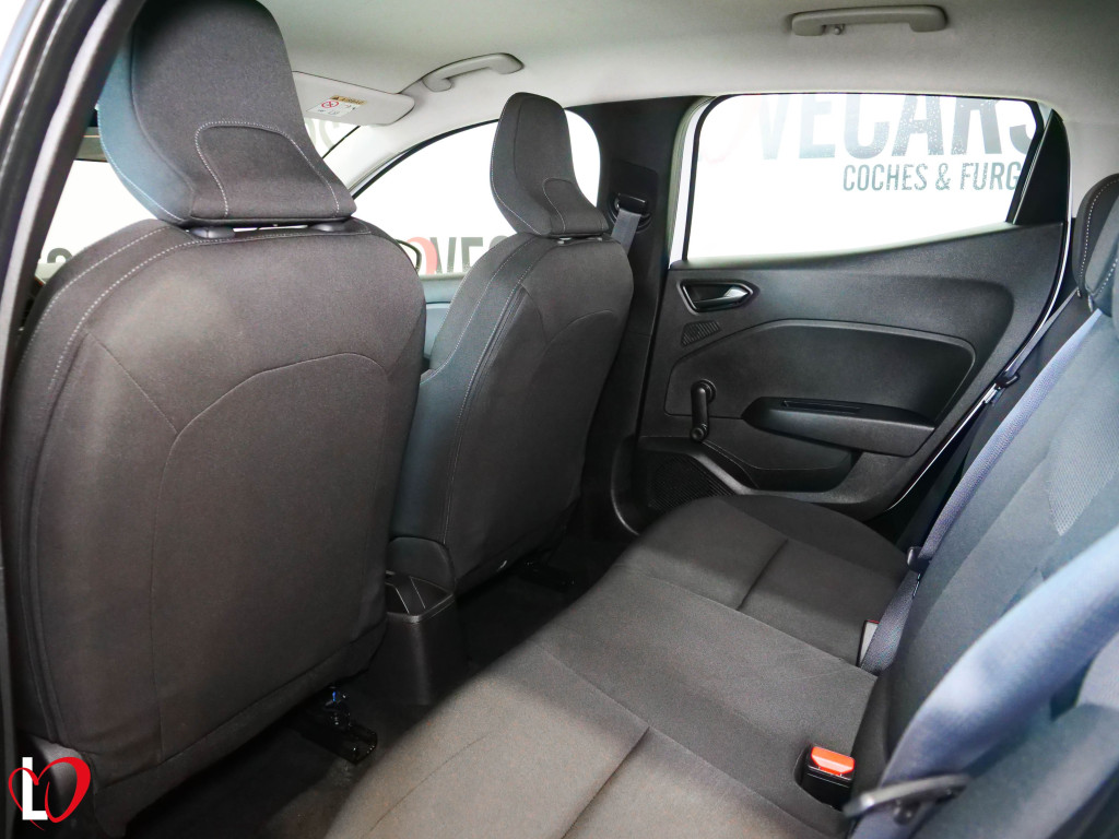 RENAULT CLIO 1.5 DCI BLUE BUSINESS 6 VEL 85 de segunda mano