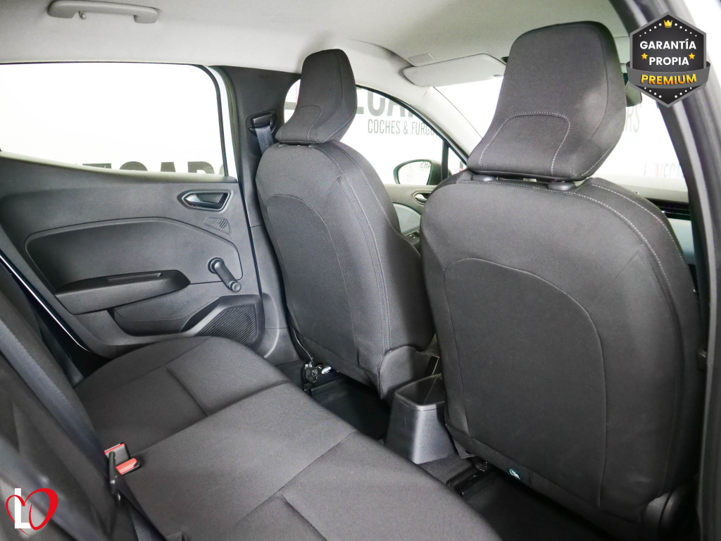 RENAULT CLIO 1.5 DCI BLUE BUSINESS 6 VEL 85 de segunda mano