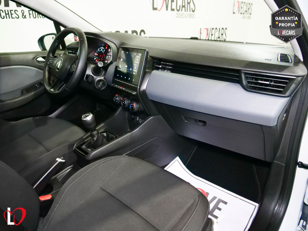 RENAULT CLIO 1.5 DCI BLUE BUSINESS 6 VEL 85 de segunda mano