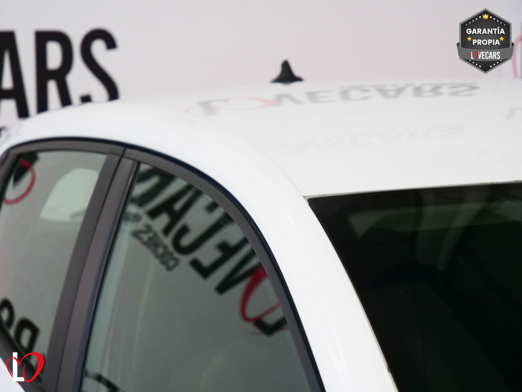 RENAULT CLIO 1.5 DCI BLUE BUSINESS 6 VEL 85 de segunda mano