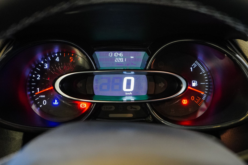 RENAULT CLIO 1.5 DCI BUSINESS ENERGY 75 de segunda mano