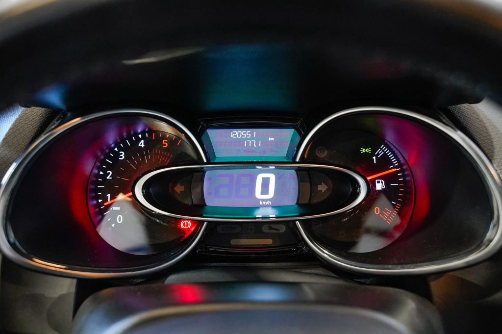 RENAULT CLIO 1.5 DCI ENERGY 75 de segunda mano