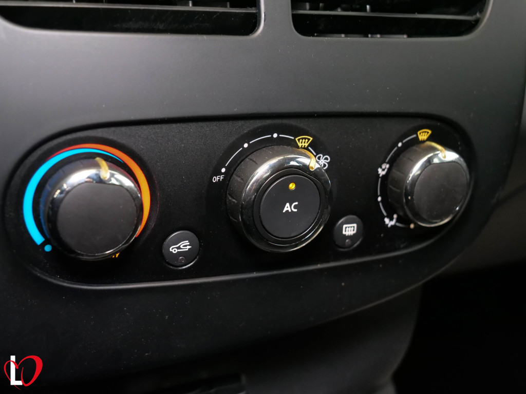 RENAULT CLIO 1.5 DCI ENERGY BUSINESS 75 de segunda mano